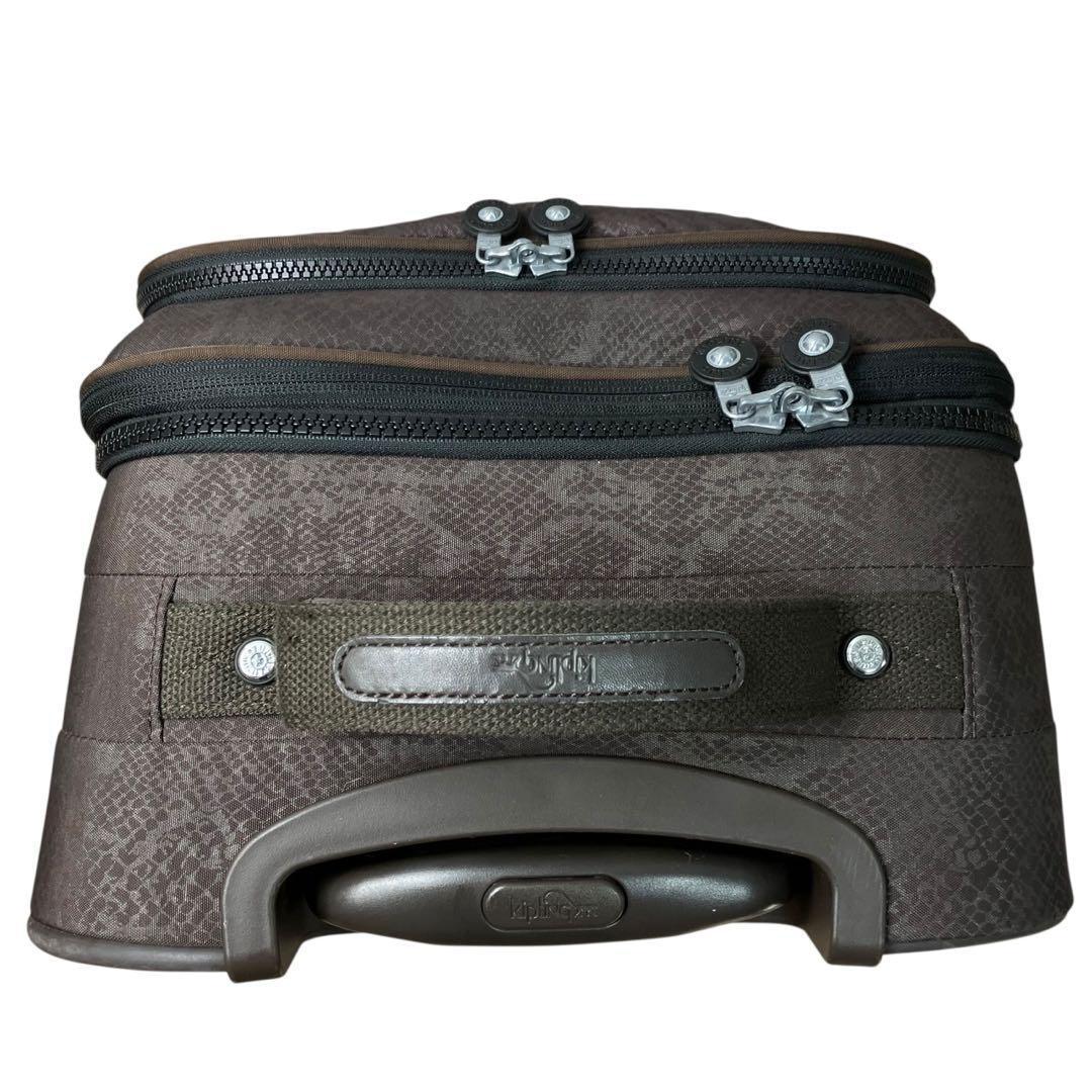 Kipling キプリング　キャリーバッグ　キャリーケース　パイソン柄　チャーム