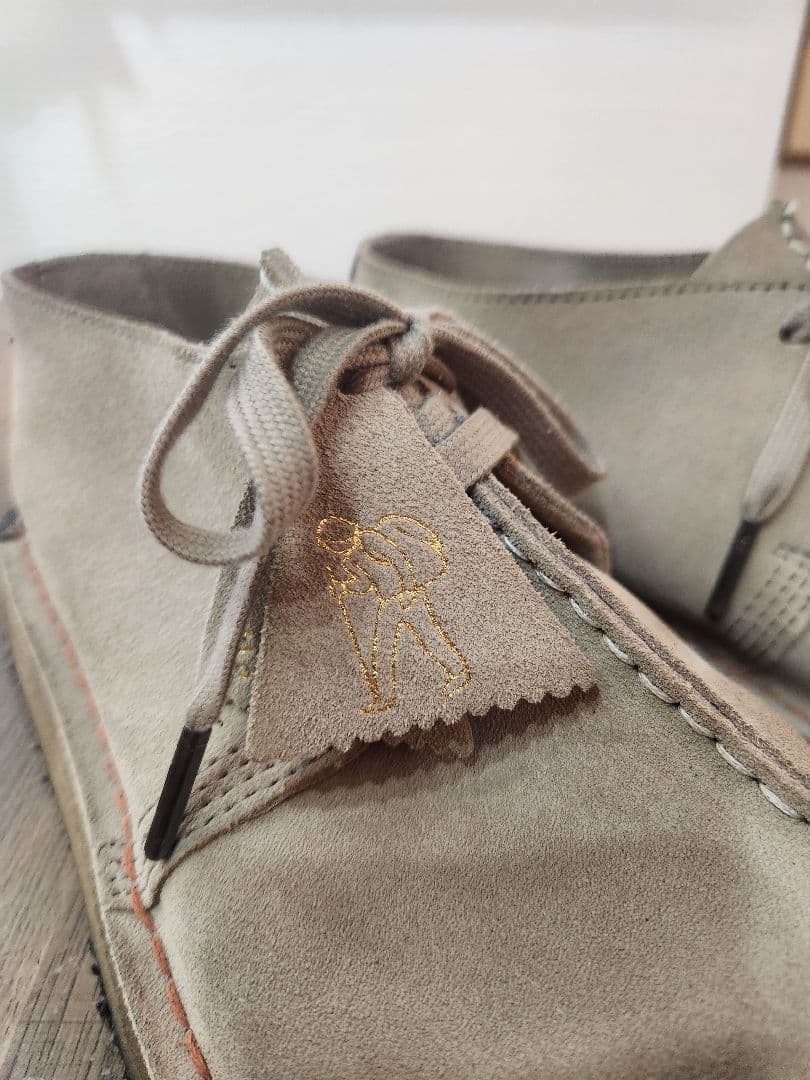 CLARKS ORIGINALS ベージュ デザートトレック ブーツ