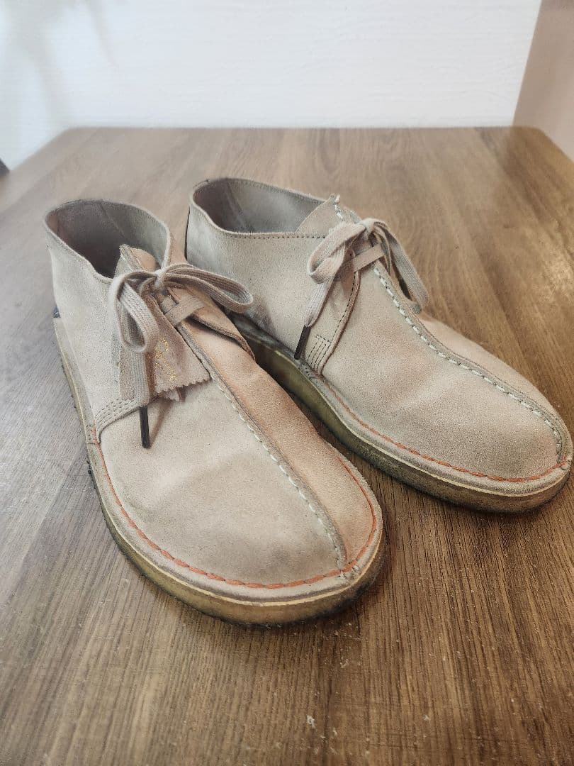 CLARKS ORIGINALS ベージュ デザートトレック ブーツ