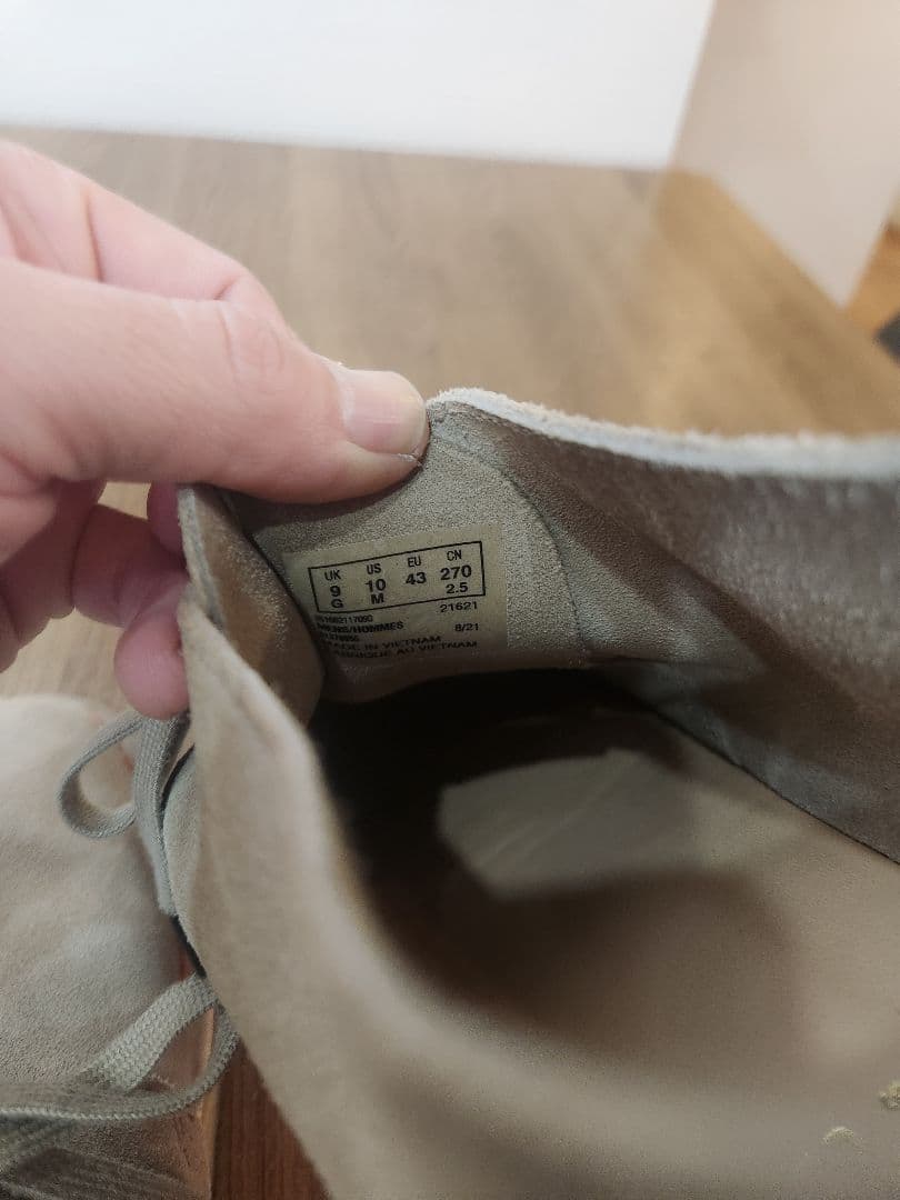 CLARKS ORIGINALS ベージュ デザートトレック ブーツ