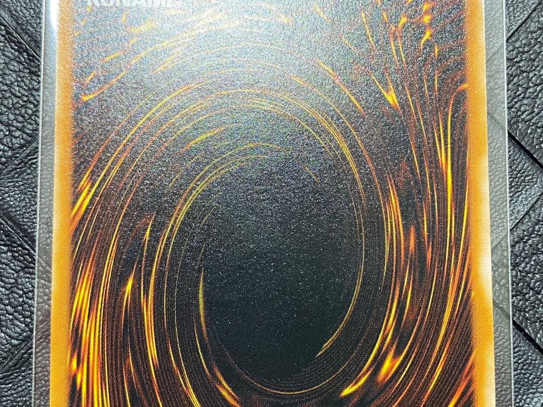 h*す様 遊戯王　ブラック・マジシャン　レリーフ　LN-53 極美品級