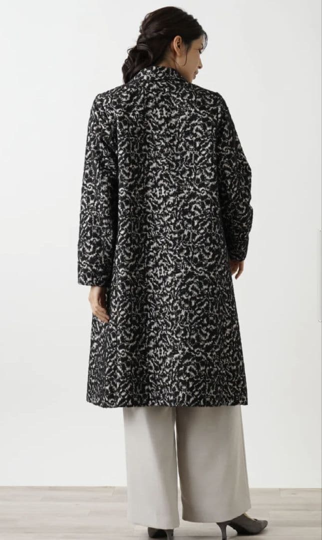 【新品】レリアンプラスハウス　ロングコート定価154,000円