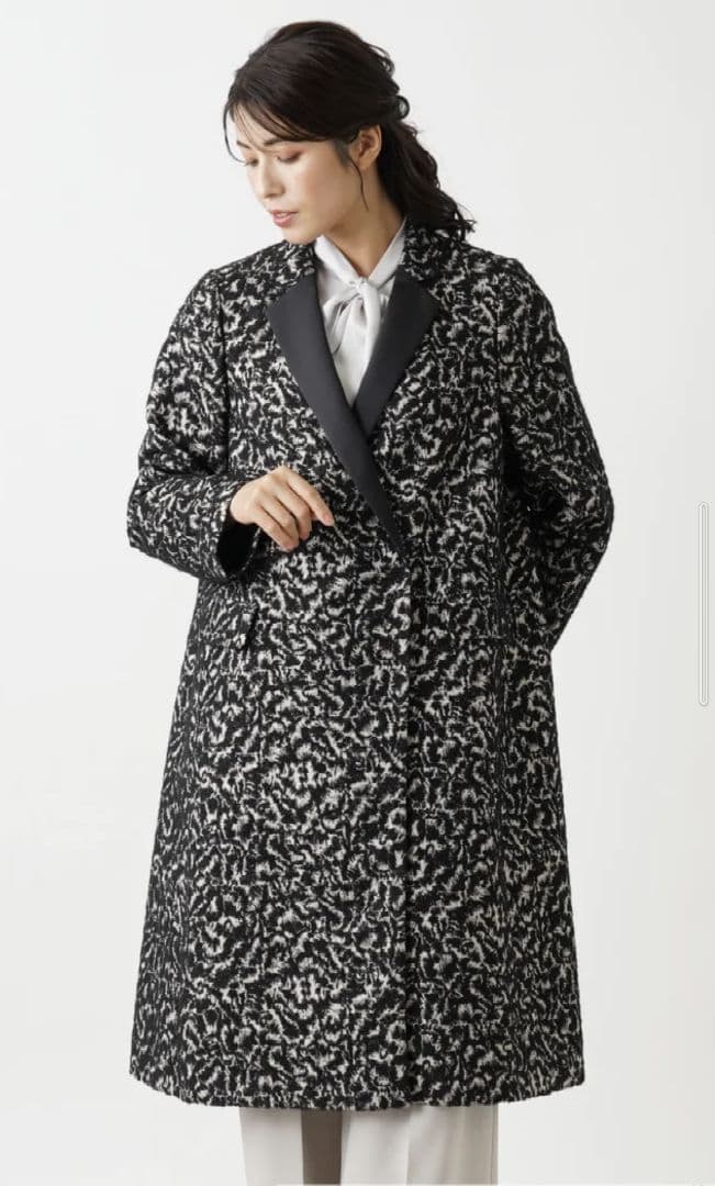 【新品】レリアンプラスハウス　ロングコート定価154,000円