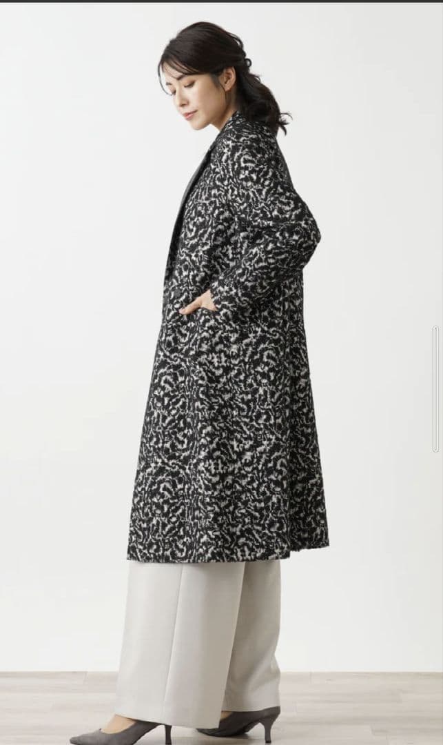 【新品】レリアンプラスハウス　ロングコート定価154,000円