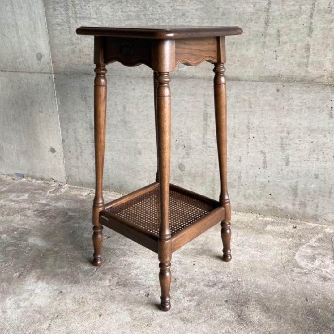 カリモク グランドコロニアル サイドテーブル 電話台 花台 木製 籐編み レトロ