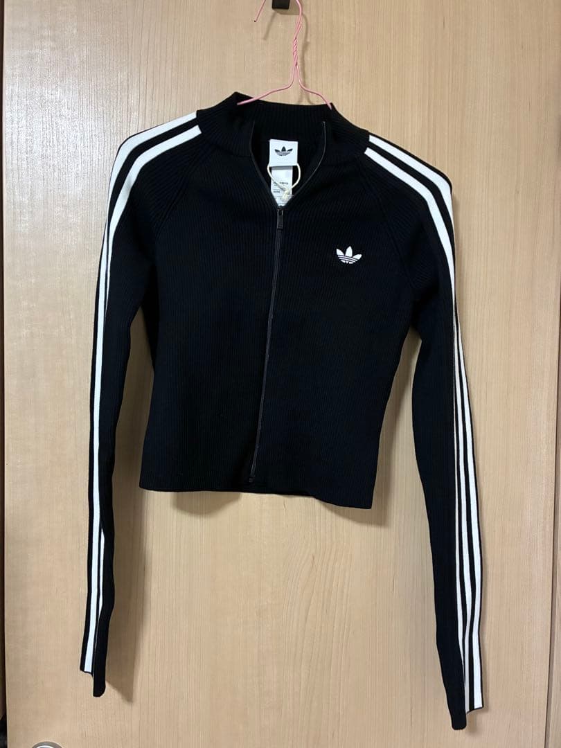 【新品未使用】adidas スリーストライプ ニット トラックトップ