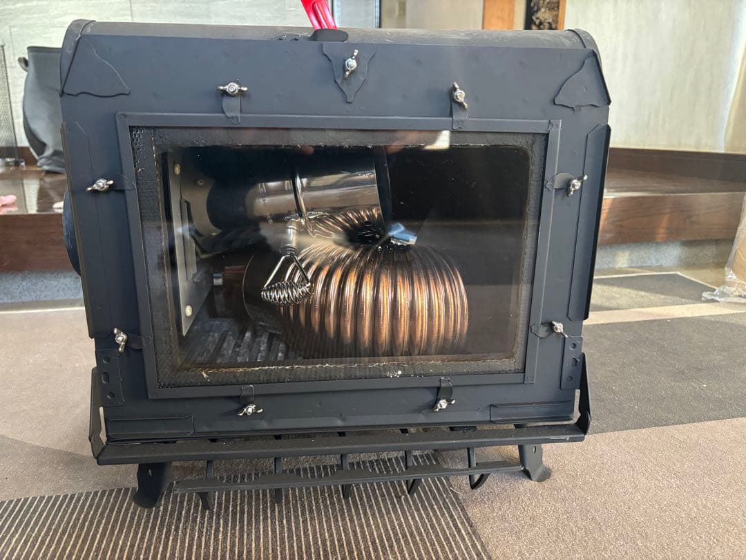 新保製作所　ミニ薪ストーブ”ＲＯＳＥ　脚長さん　煙突左出し