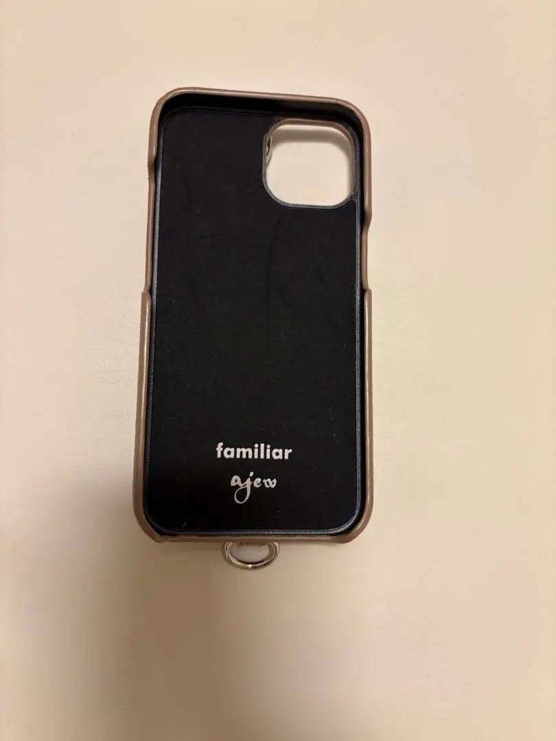 ajew iPhone13 ファミリア