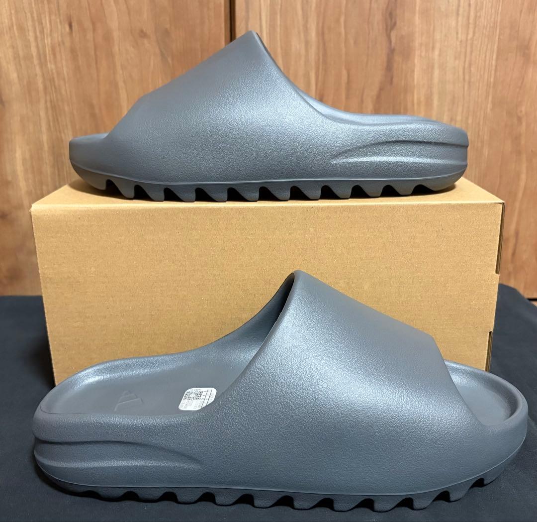 新品未使用 adidas YEEZY Slide \
