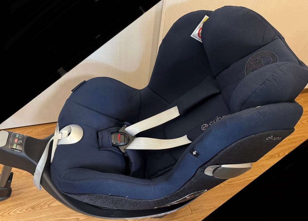 チャイルドシート Cybex Sirona Z i-size + base Z