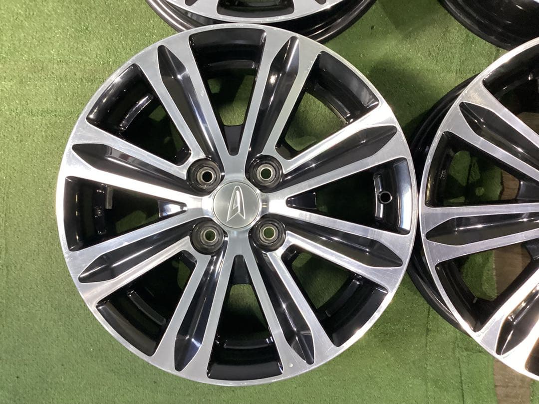 Y267[送料無料] ダイハツ　タント　サイズ　15X4.5J