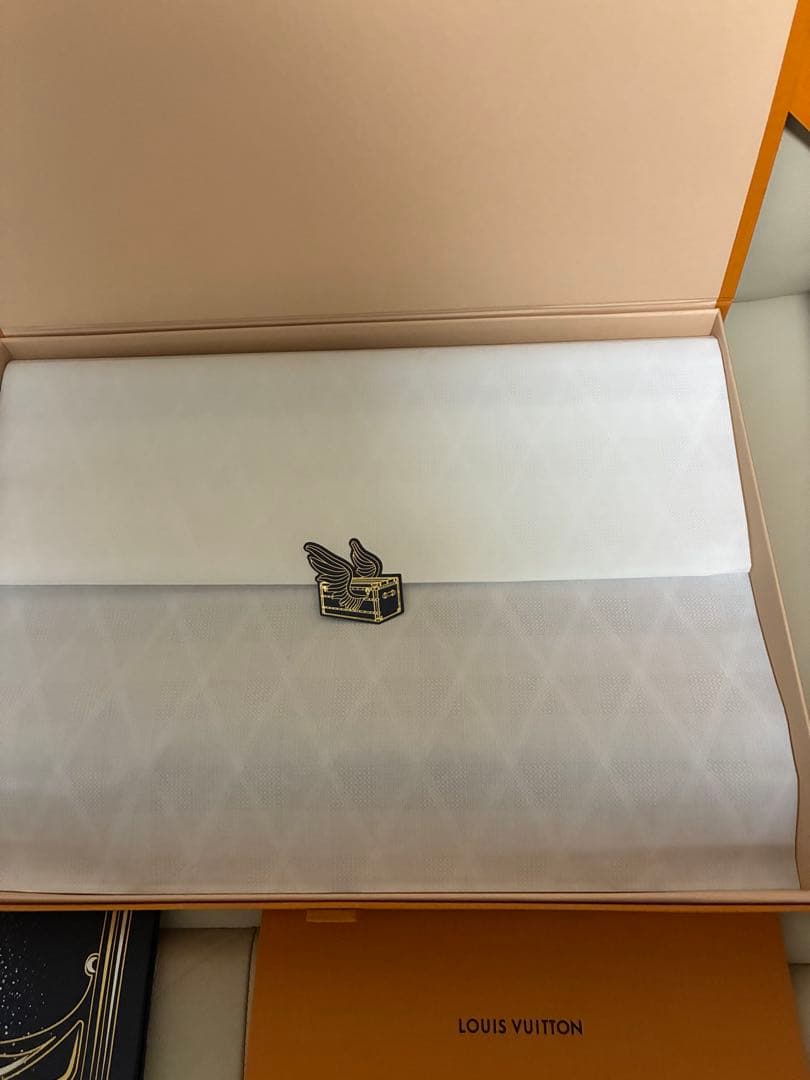 ルイヴィトンマフラー　新品未使用