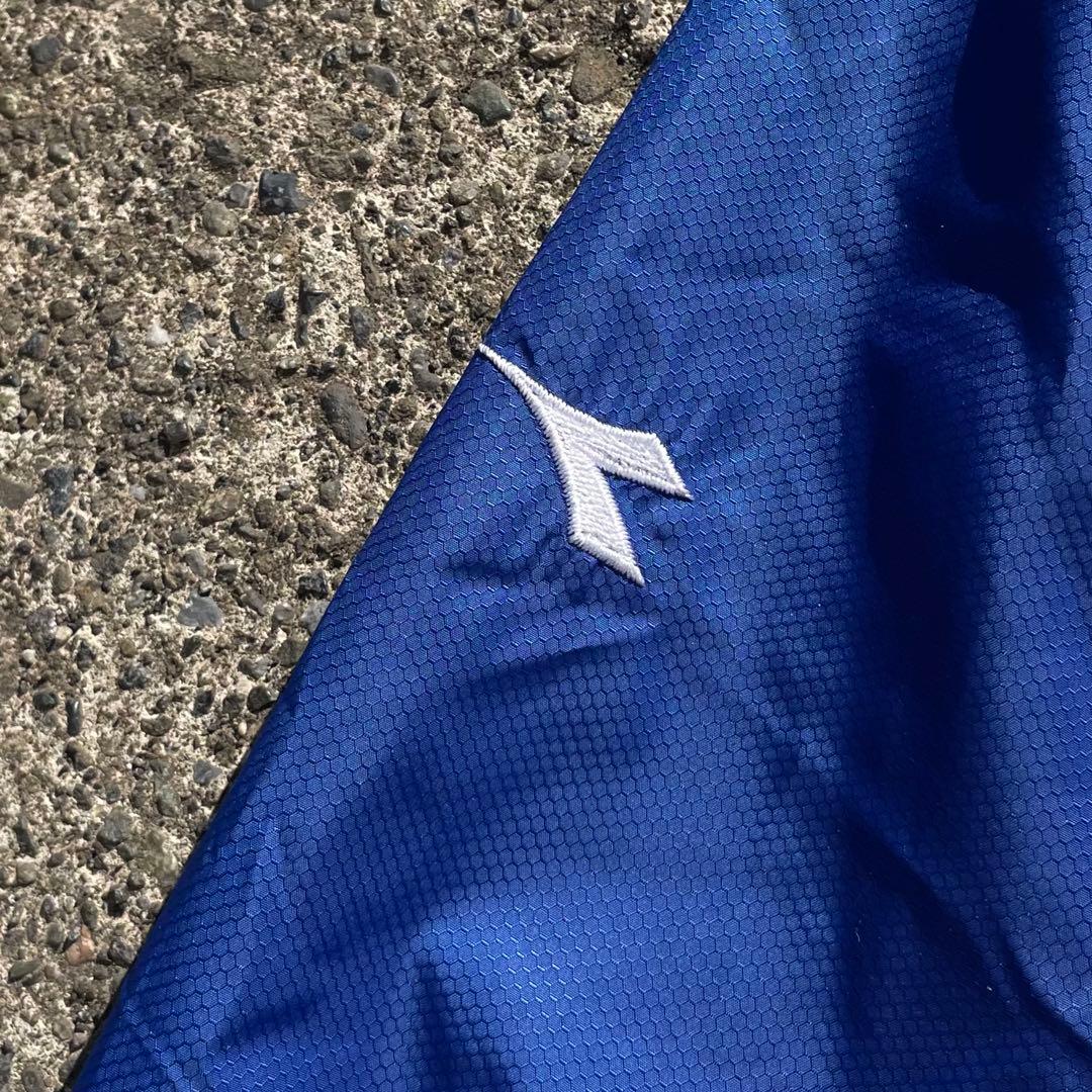 DIADORA 各所ロゴ刺繍入り 大きめ 2枚生地 古着 フルジップジャケット