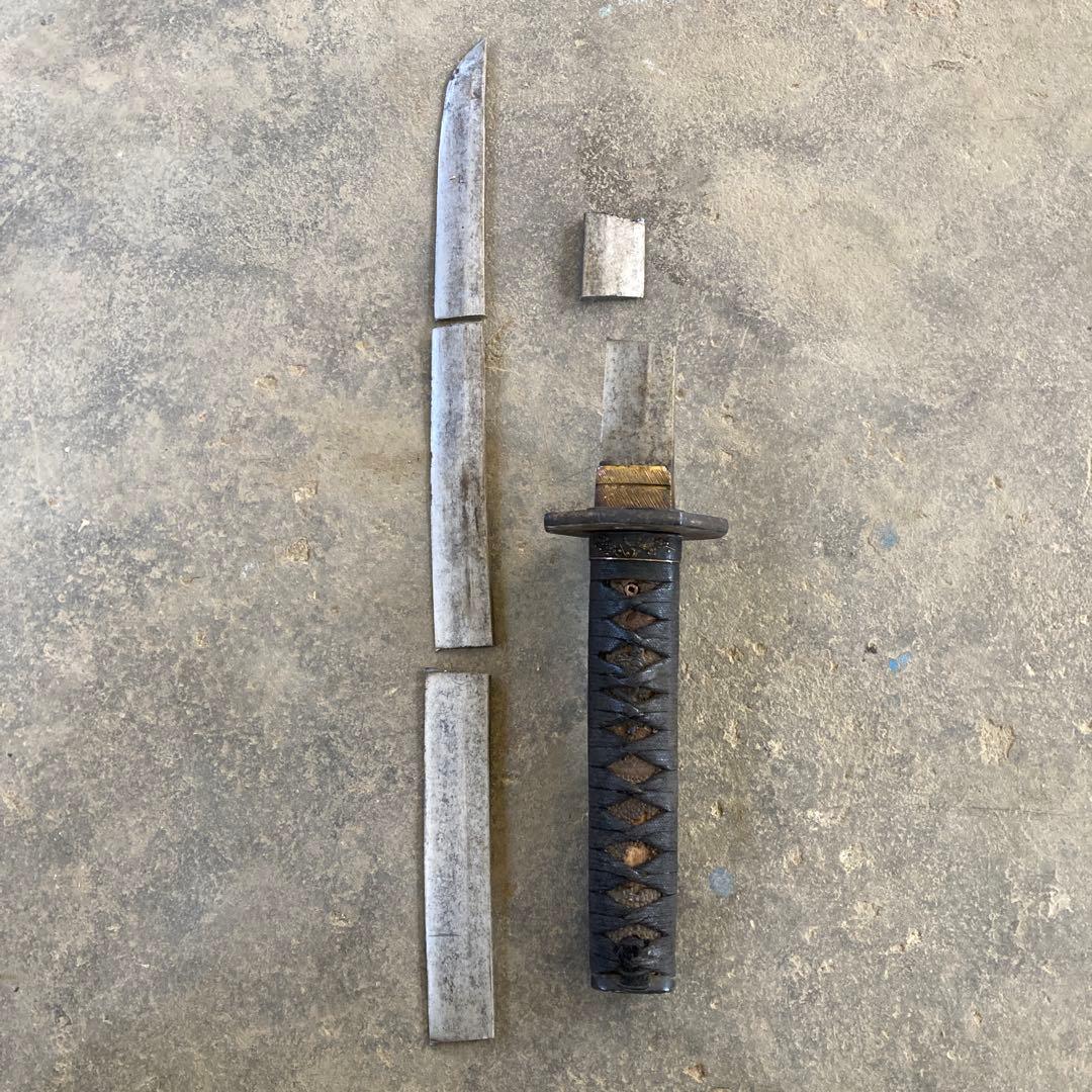 津*奈様 ジャンク 江戸時代 残欠 古い日本刀 合法サイズにカットされています。