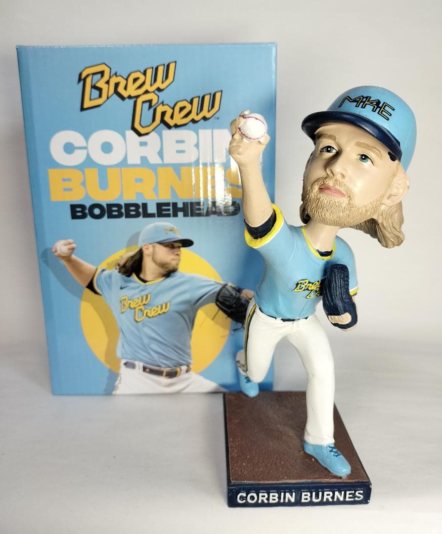 【Uさま専用】コービン・バーンズ／”シティコネクト” ボブルヘッド人形