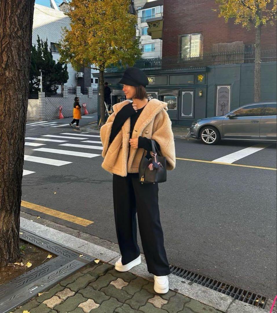 MaxMara マックスマーラ ADESSO テディベア　ケープ ハンガー付