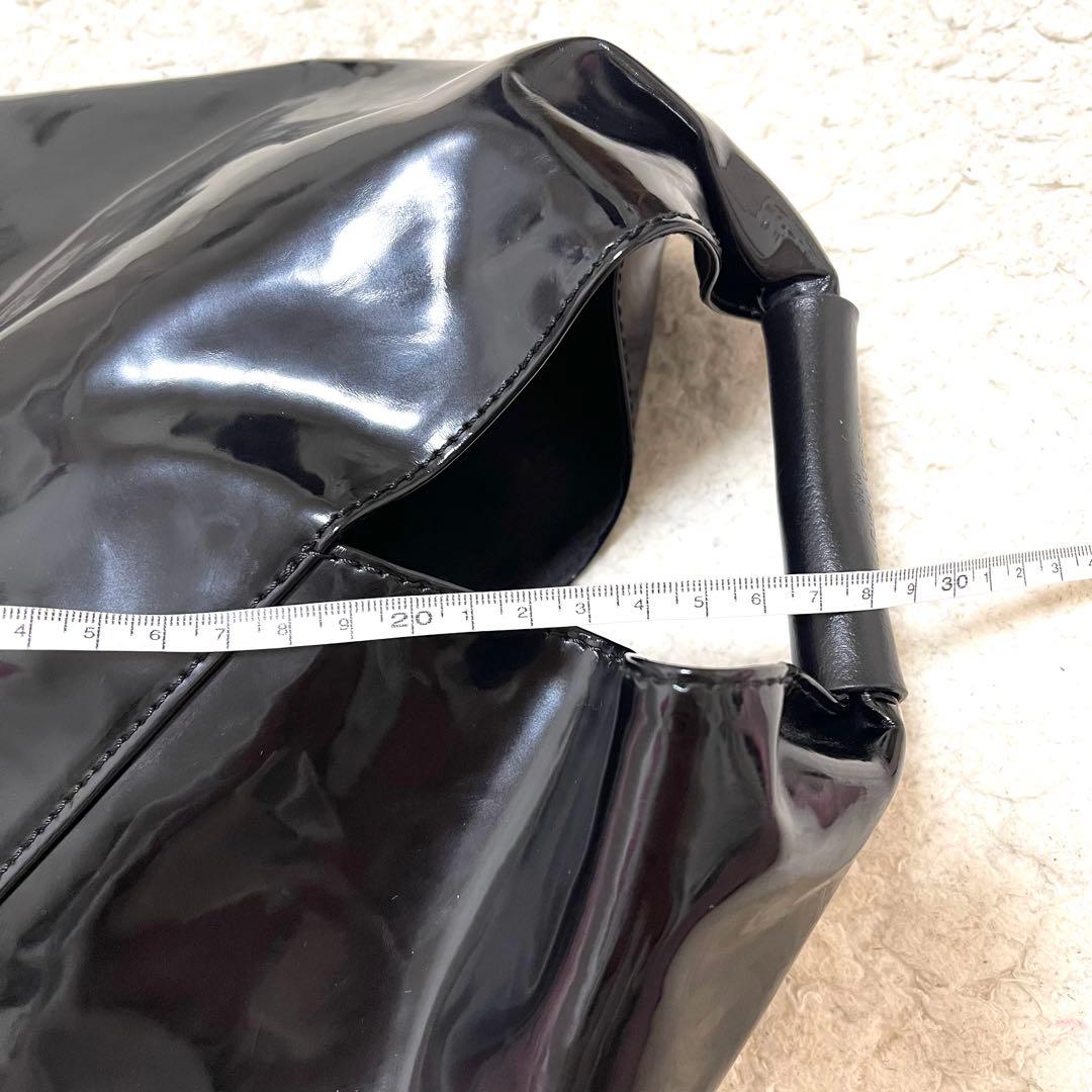 MM6 マルジェラ　ジャパニーズバッグ　エナメル　黒　ミニ