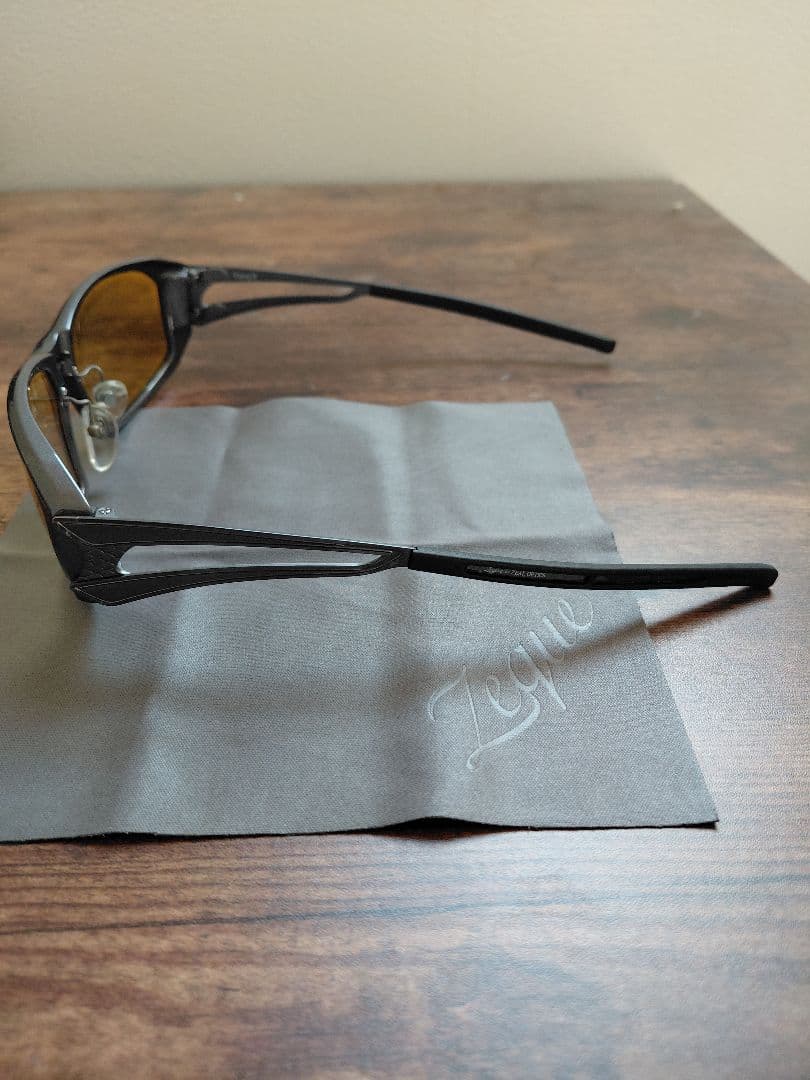 Zeal　Vanq X 偏光グラス　イーズグリーン