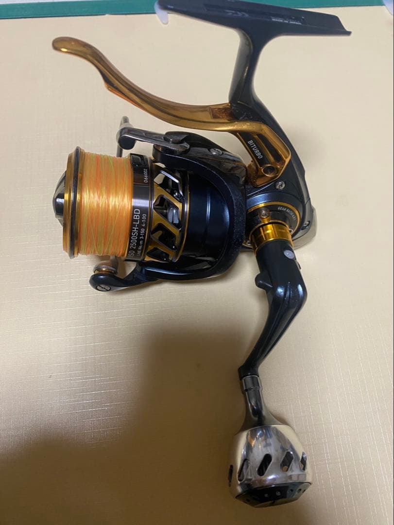 ダイワ 18トーナメント ISO 2500SH-LBD 値下げ交渉あり