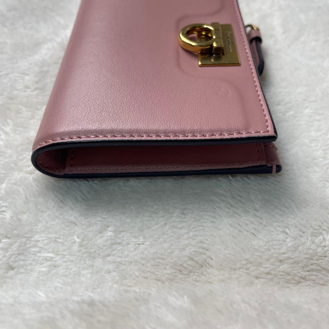 B*r様 極美品 Ferragamo フェラガモ チェーンウォレット 折財布 2