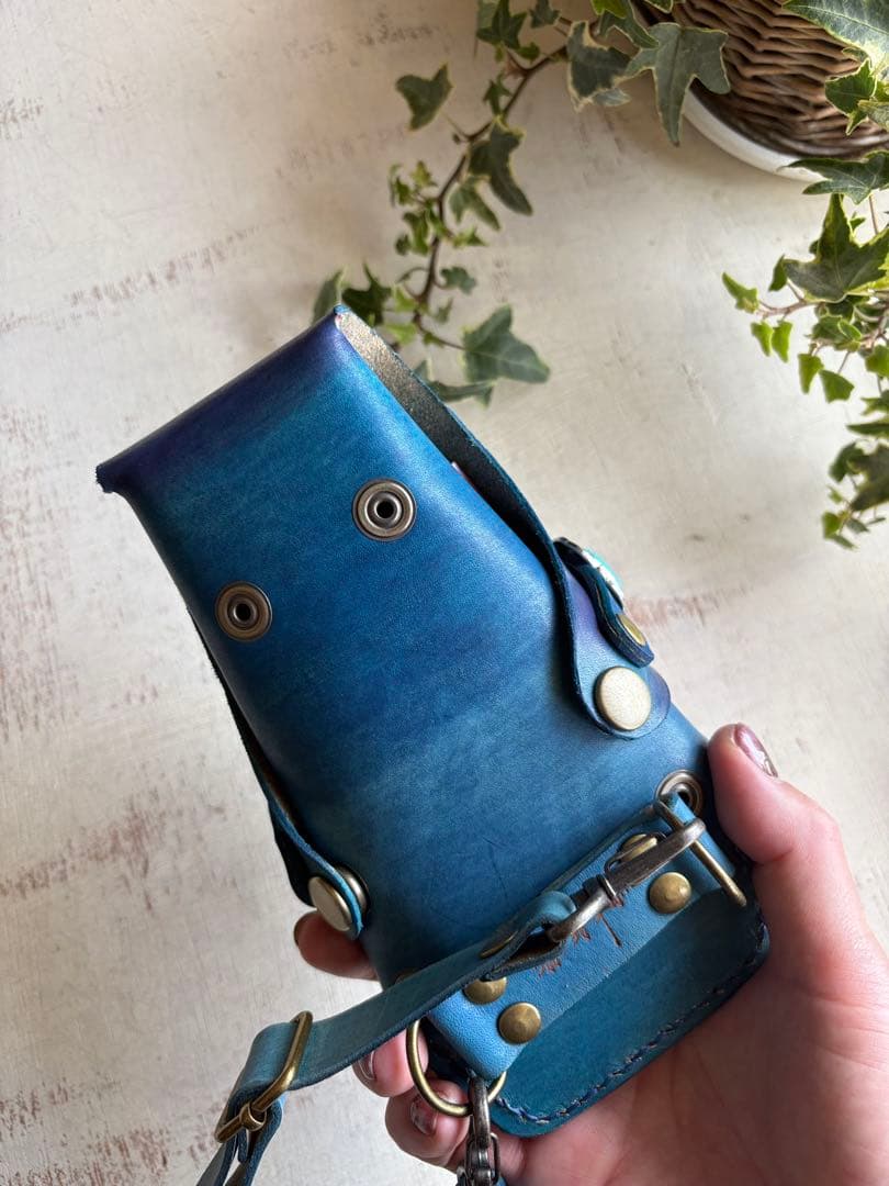 手染めブルーグラデのシザーケース