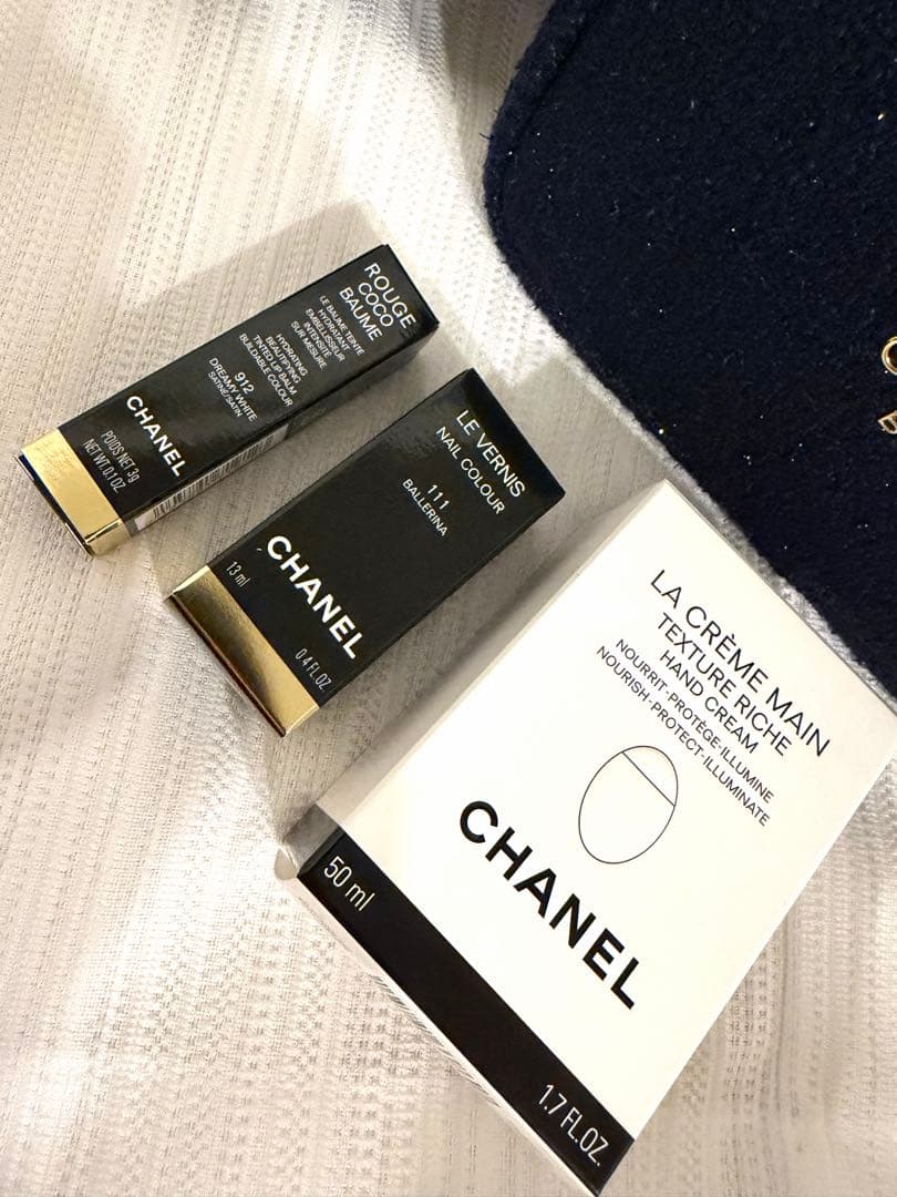CHANEL/クリスマスコフレ2025 リップアンドネイル ケア セット