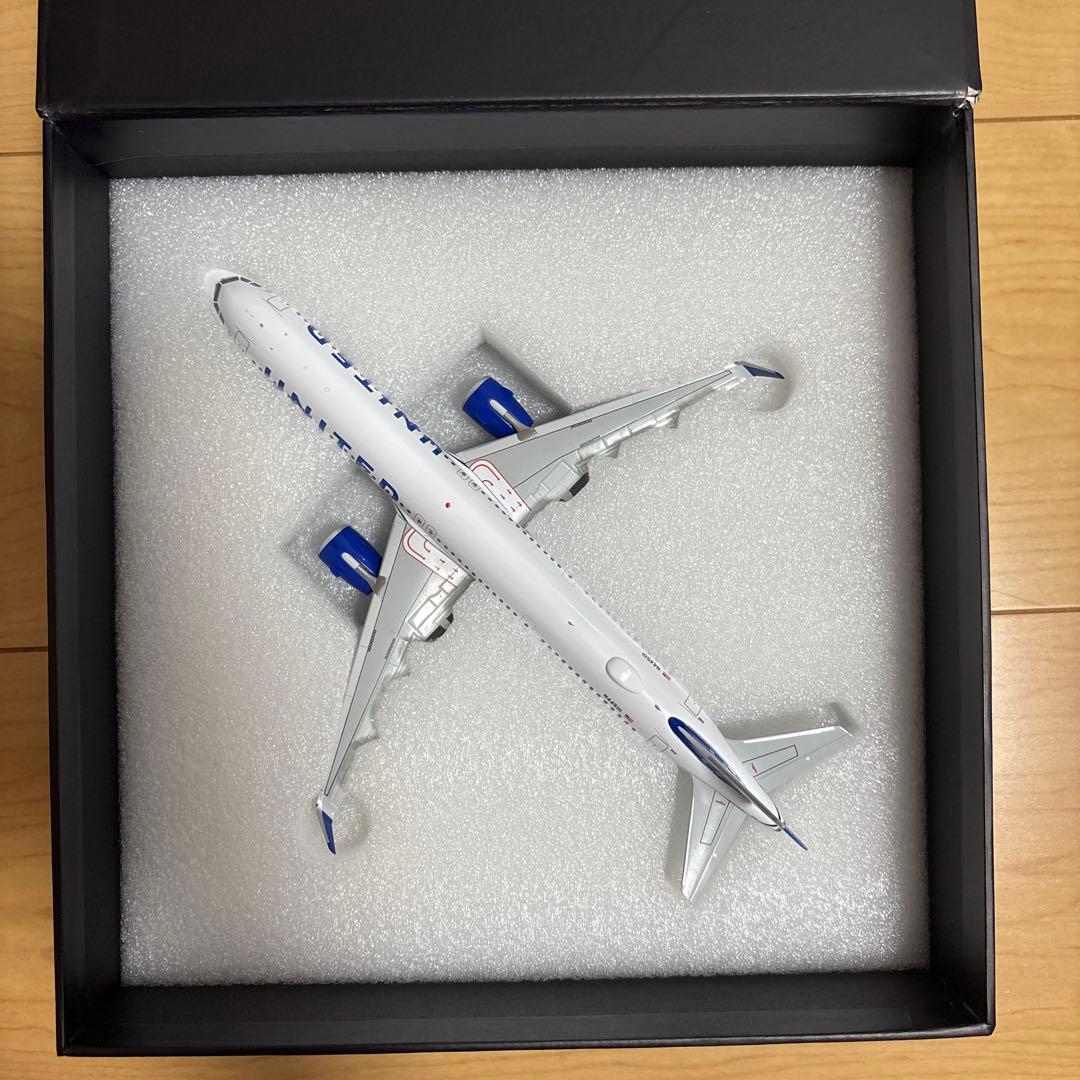 志*之様 Gemini 200 ダイキャストモデルA321neo ユナイテッド航