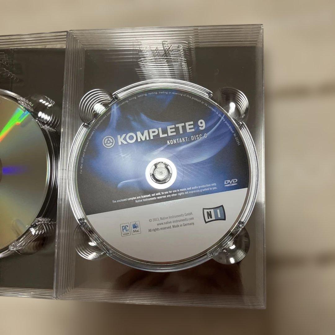 KOMPLETE 9 音楽制作ソフトウェア