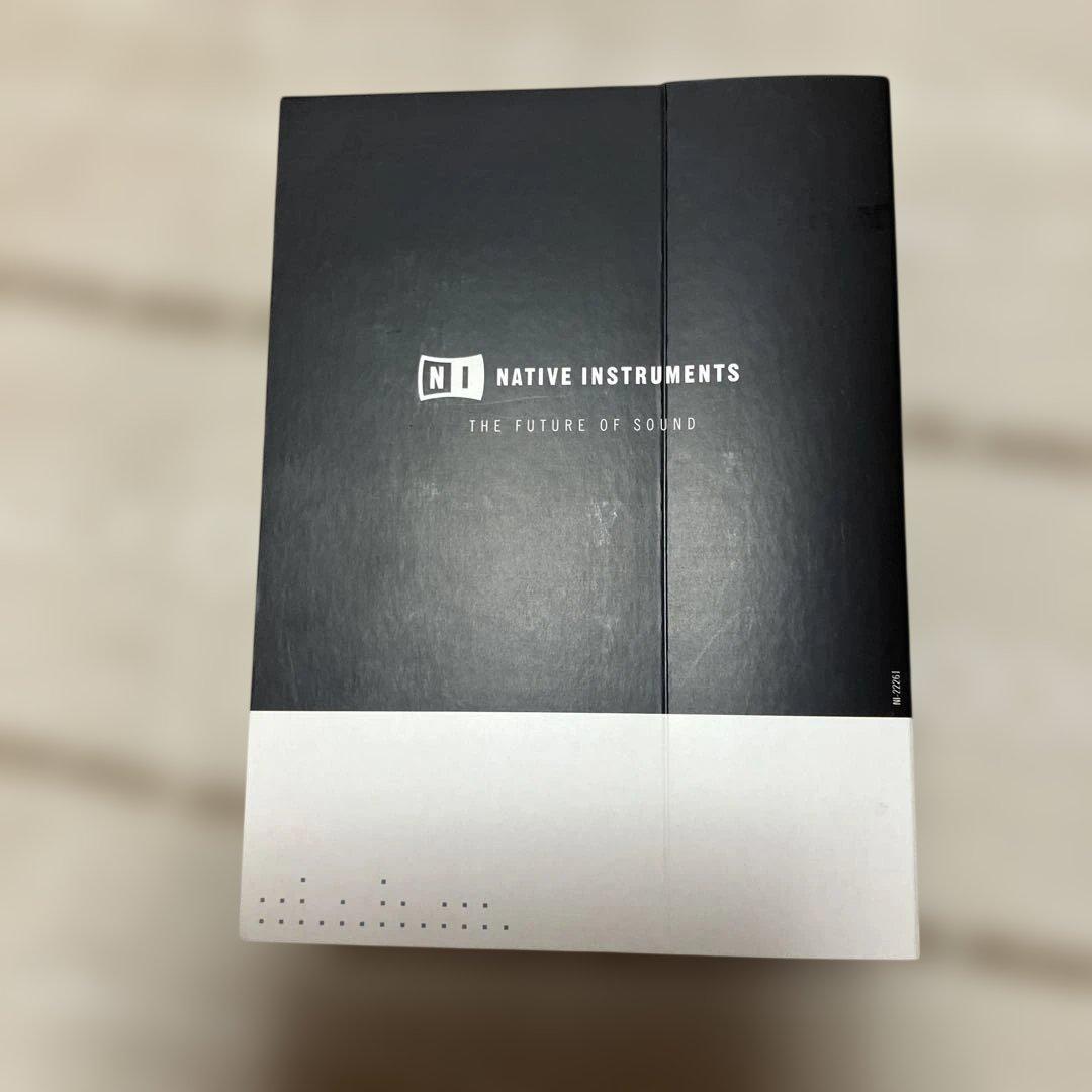 KOMPLETE 9 音楽制作ソフトウェア