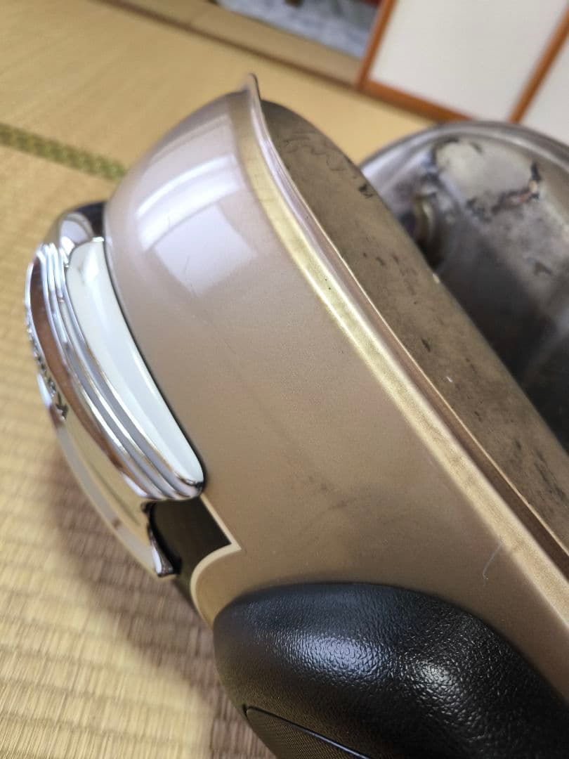 w650 純正タンク　Kawasaki タンク 黒　ベージュ