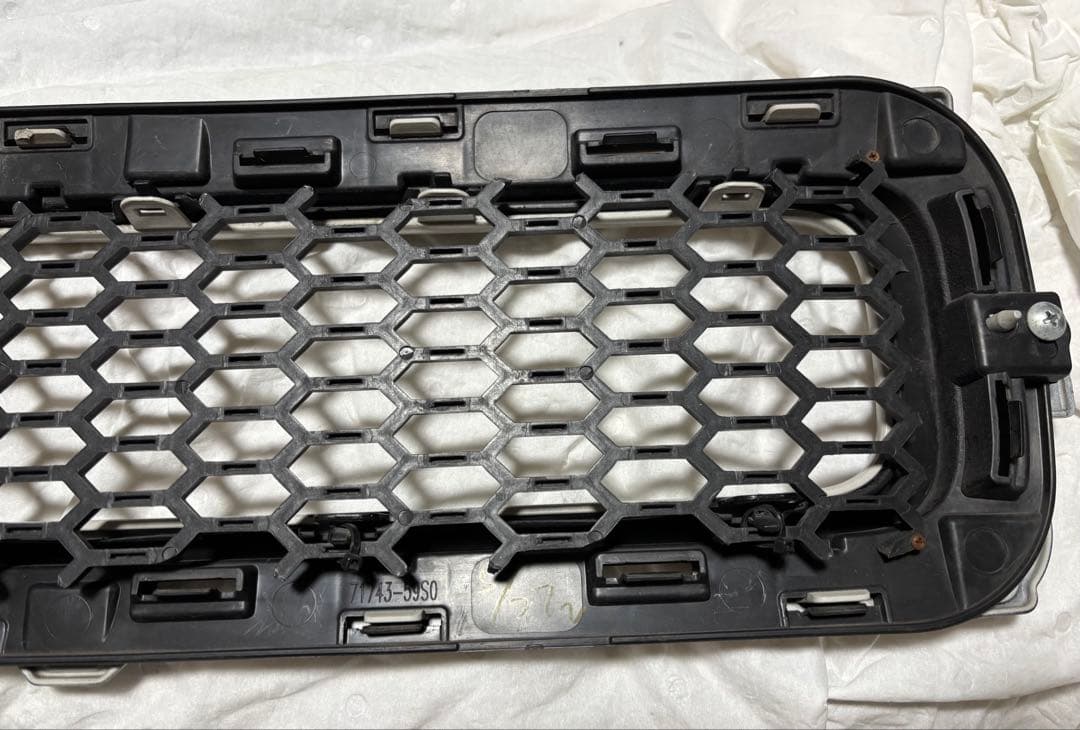 スズキ ハスラー グリル 純正 加工品