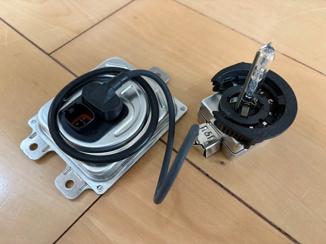 ダッジ チャレンジャー 用 純正 HID キット