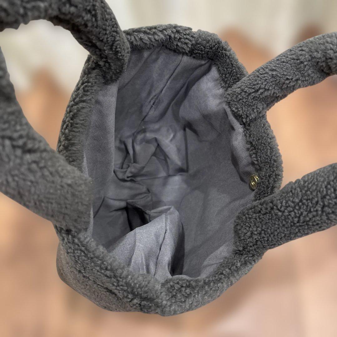 PRADA ノベルティトートバッグ　グレー