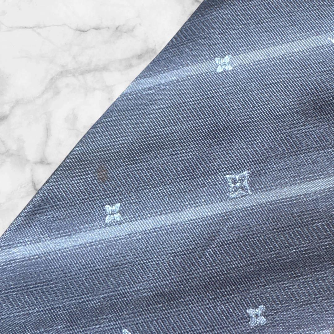 やまさんおまとめ依頼【訳あり】ヴィトングレー ネクタイ　と　バーバリーネクタイ