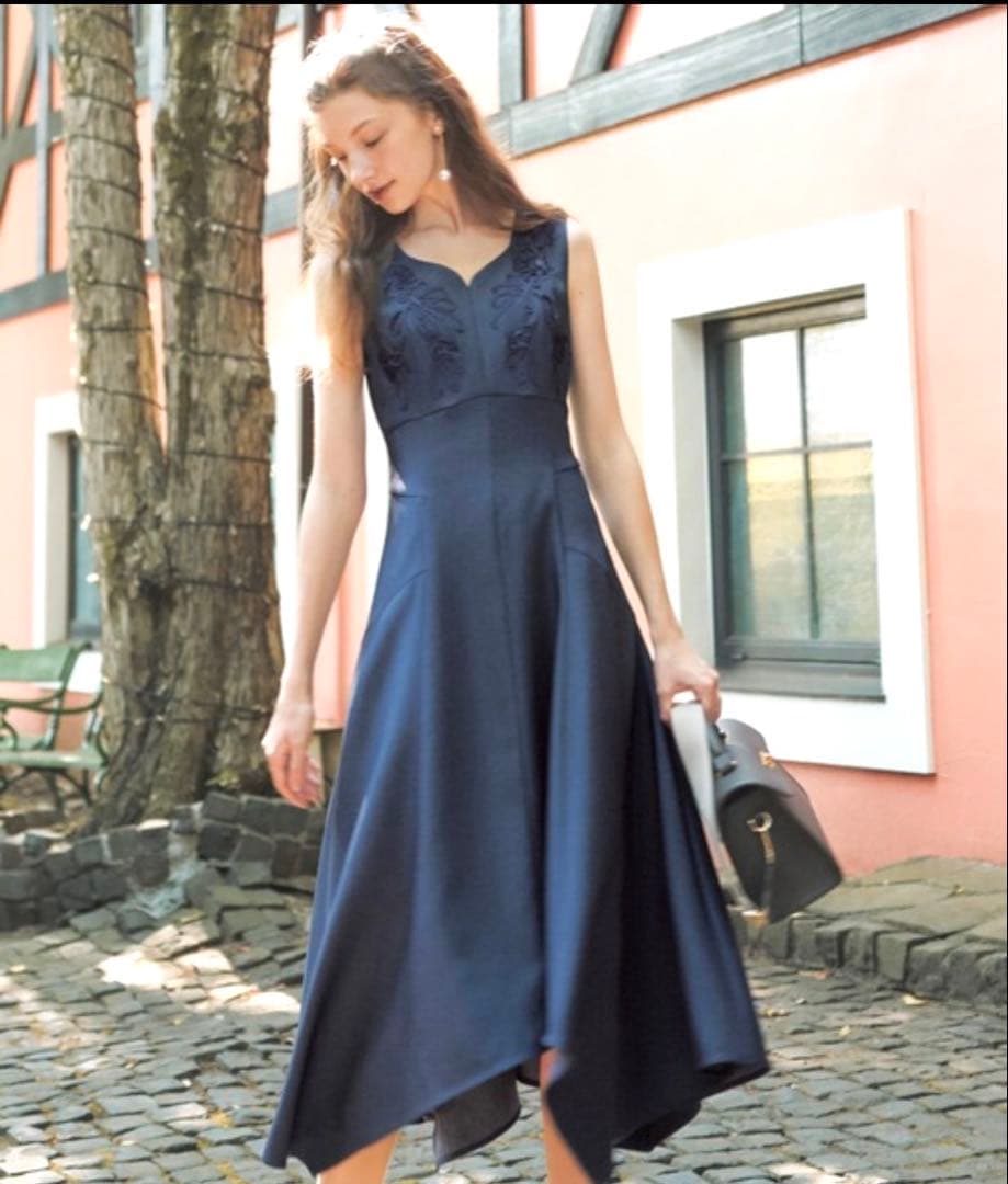 【お値下げ】ノエラ　コード刺繍ジャンスカ　ワンピース