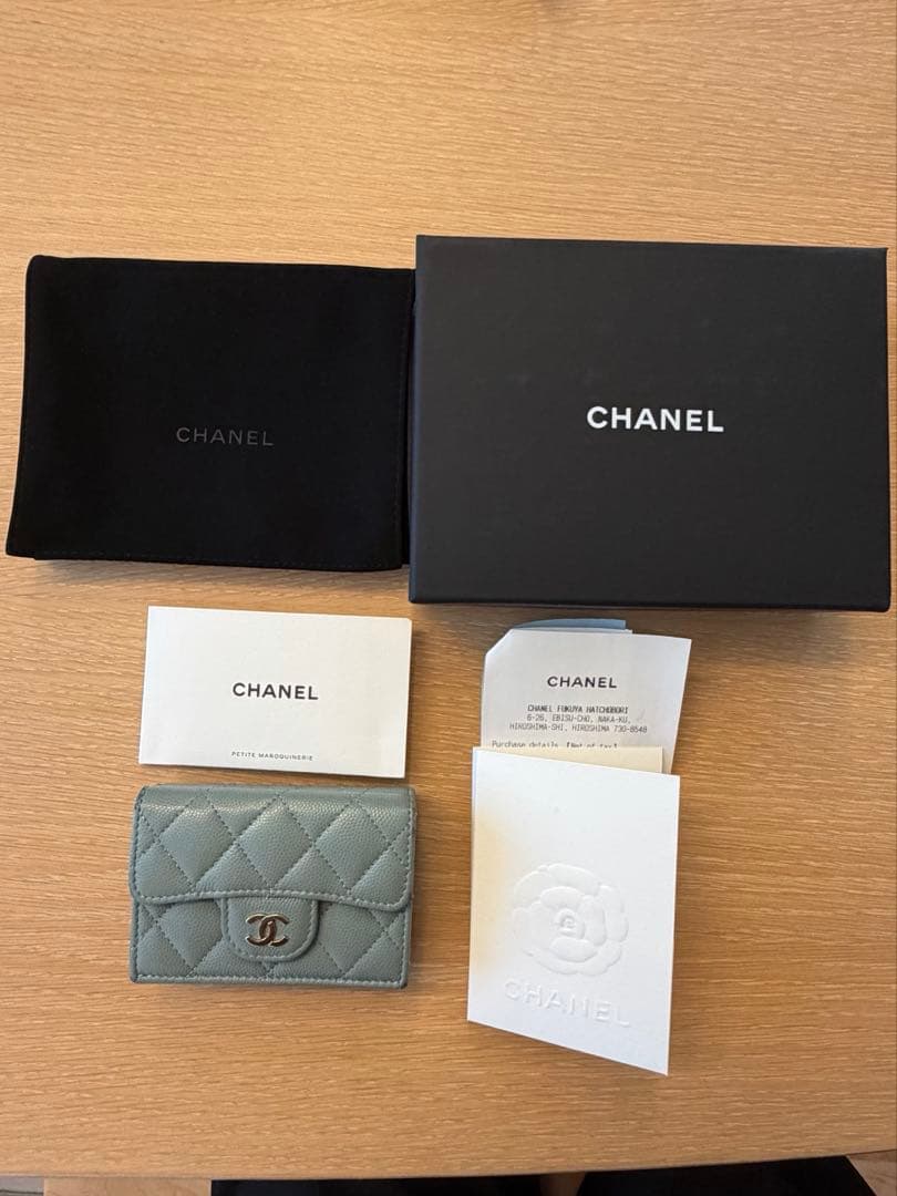 CHANEL マトラッセ　コンパクト財布