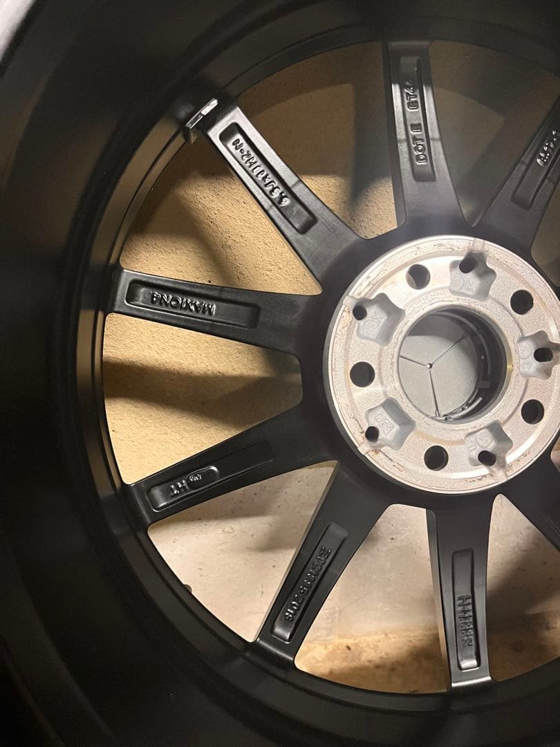 Mercedes-Benz 18インチ スタッドレス　ブラックホイールセット