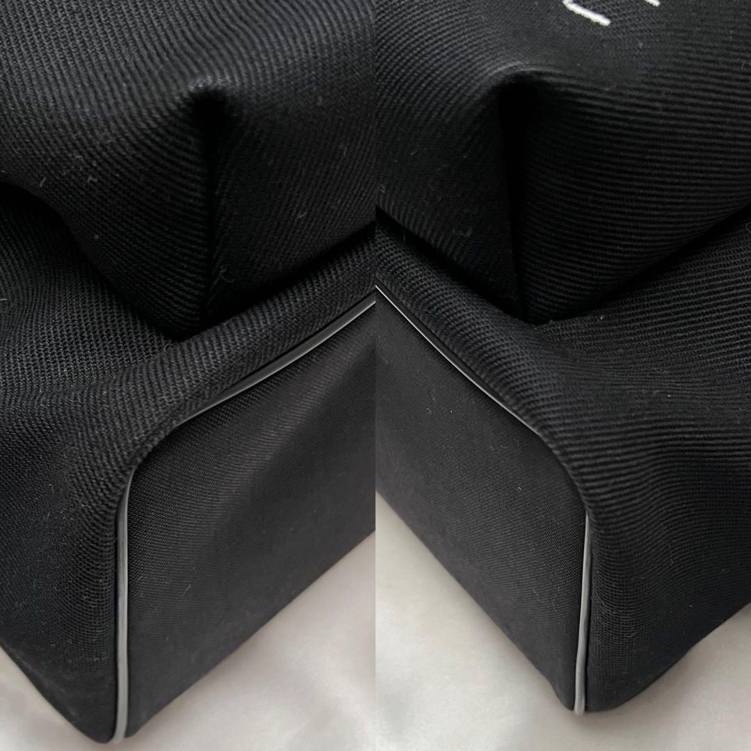 ◇極美品◇サンローラン　シティ　大容量リュック　ロゴ刺繍×キャンバス　ブラック