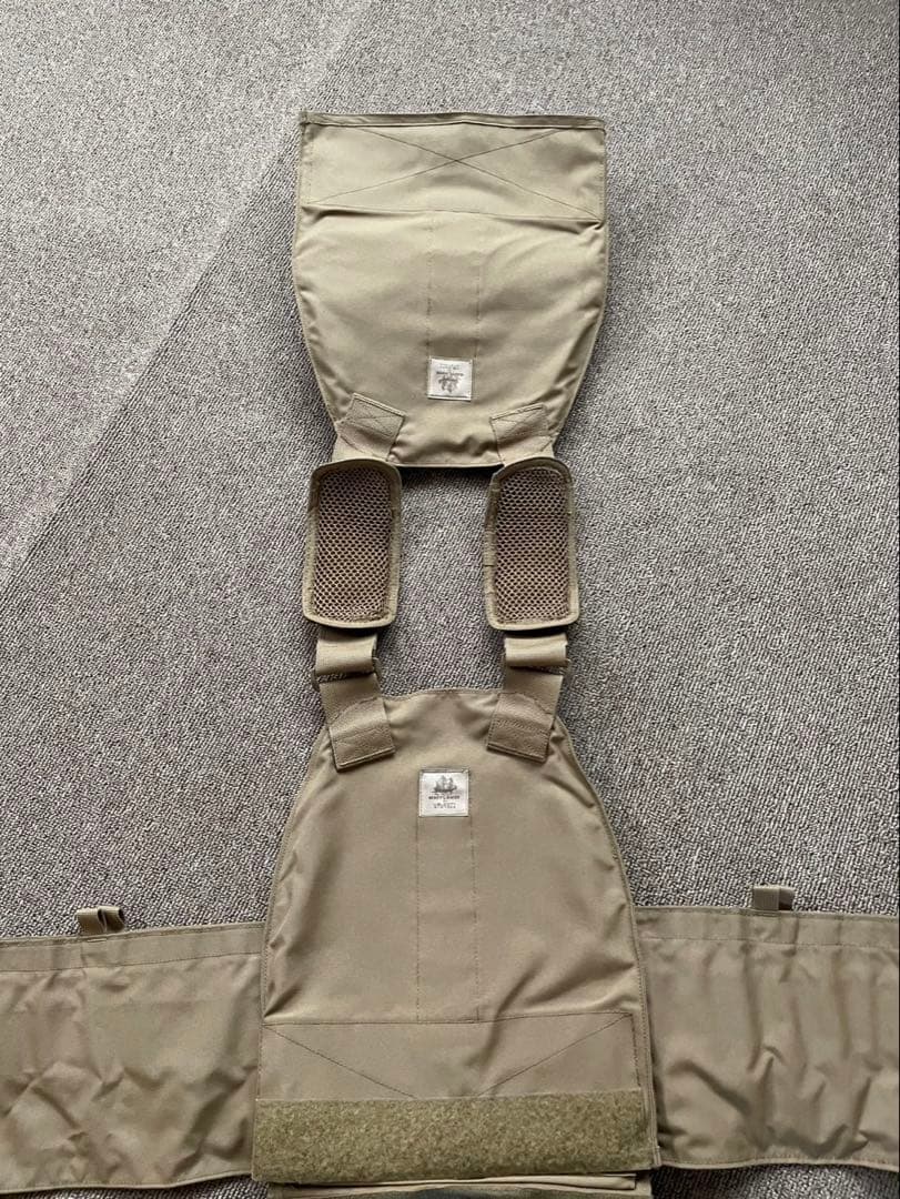 MAYFLOWER 実物　APC プレートキャリア　セット