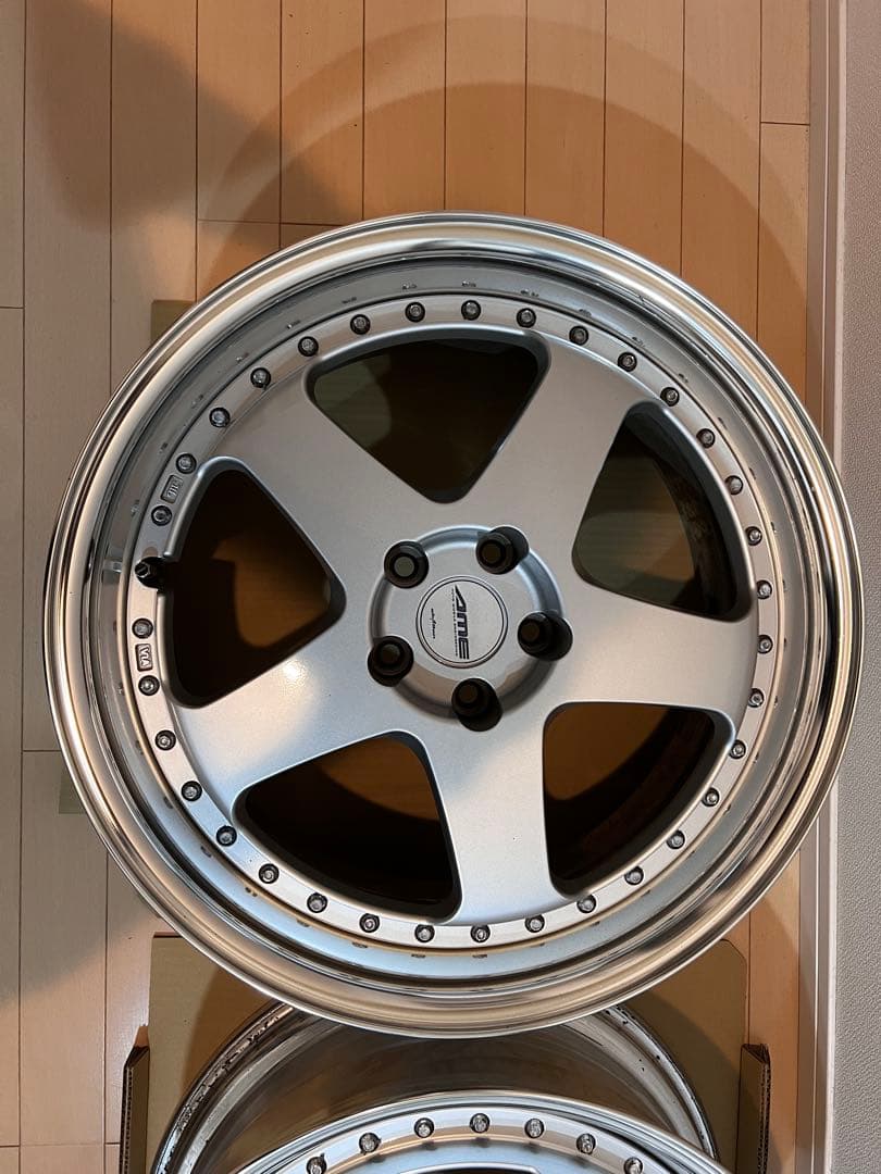 AME シャレンVFX 20インチ4本