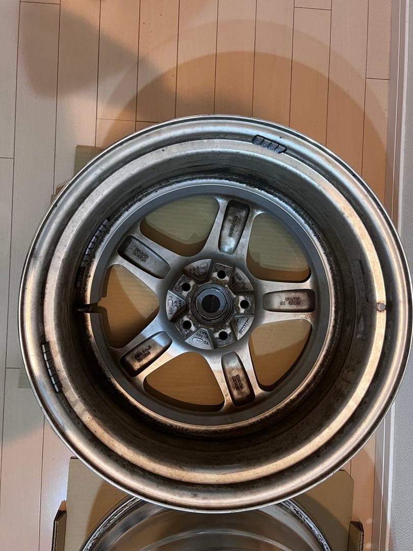 AME シャレンVFX 20インチ4本