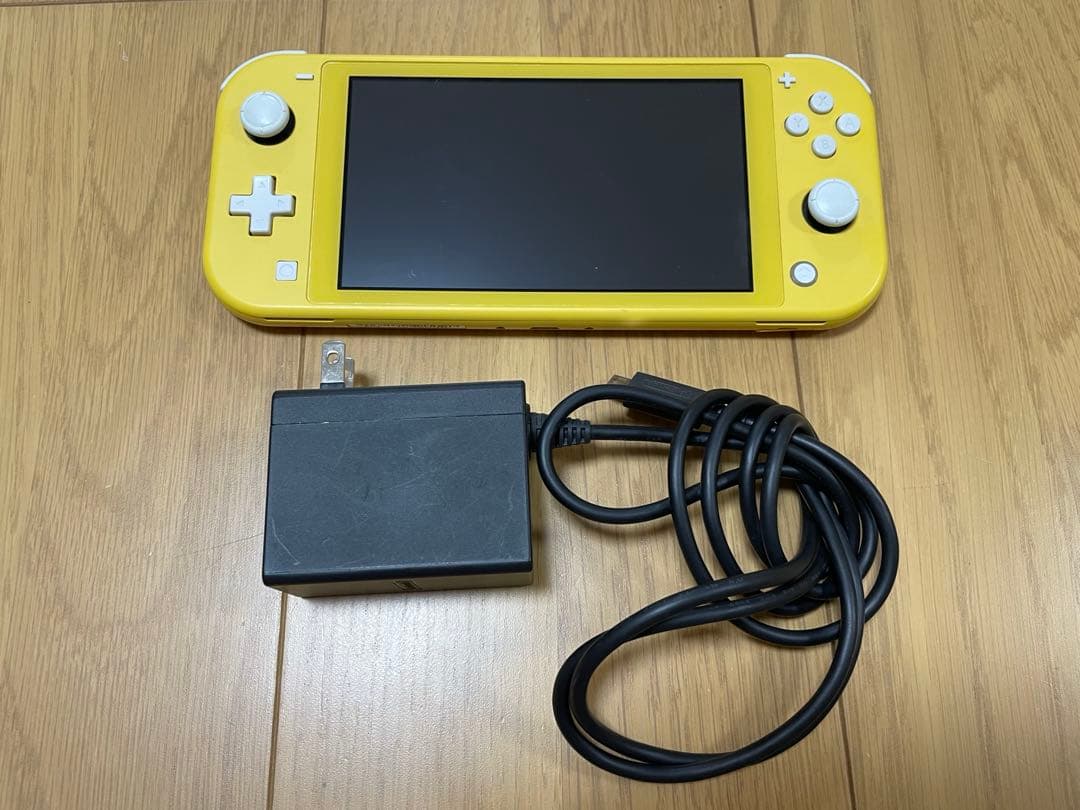 Nintendo Switch Lite イエロー 本体と純正ケーブル