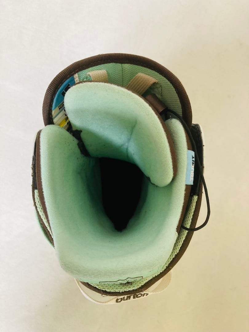 BURTON　バートン　MINT　ミント　スノーボードブーツ　女性用　25cm