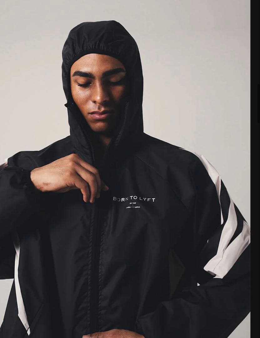 lyft セットアップ　上XL 下L