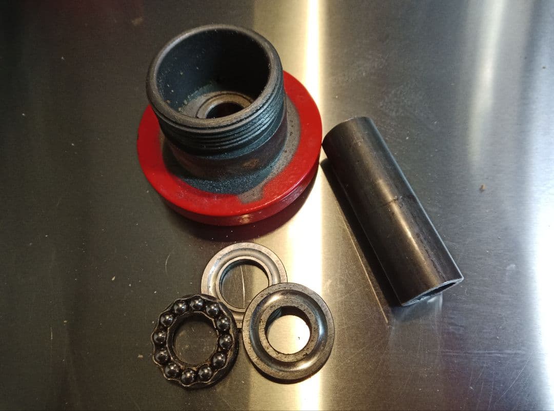 宝田工業　製粉機　PM300　単相100v　300w　内部錆無し　動作良好