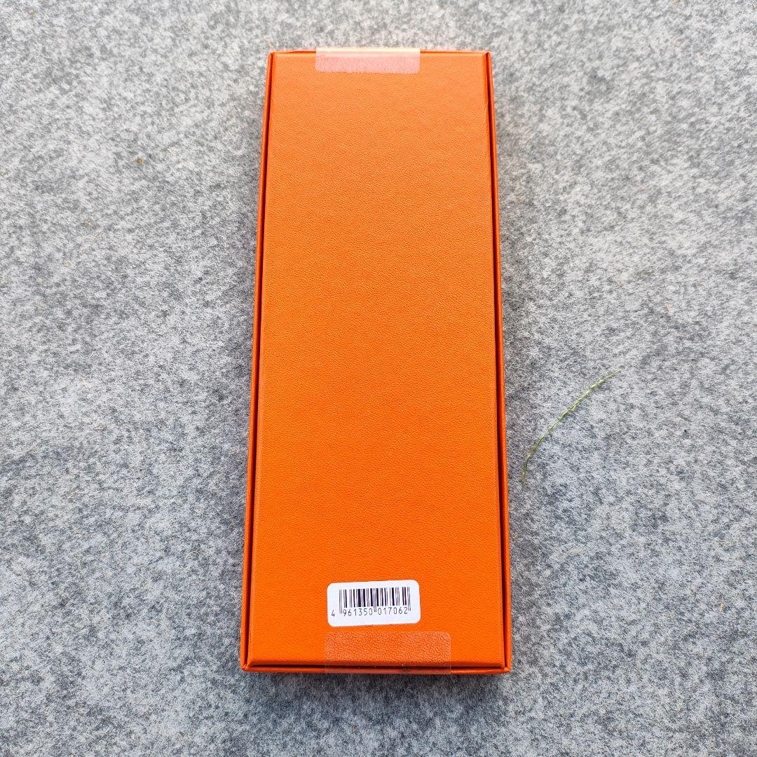 新品未使用箱入り HERMES 幾何学模様 ネクタイ