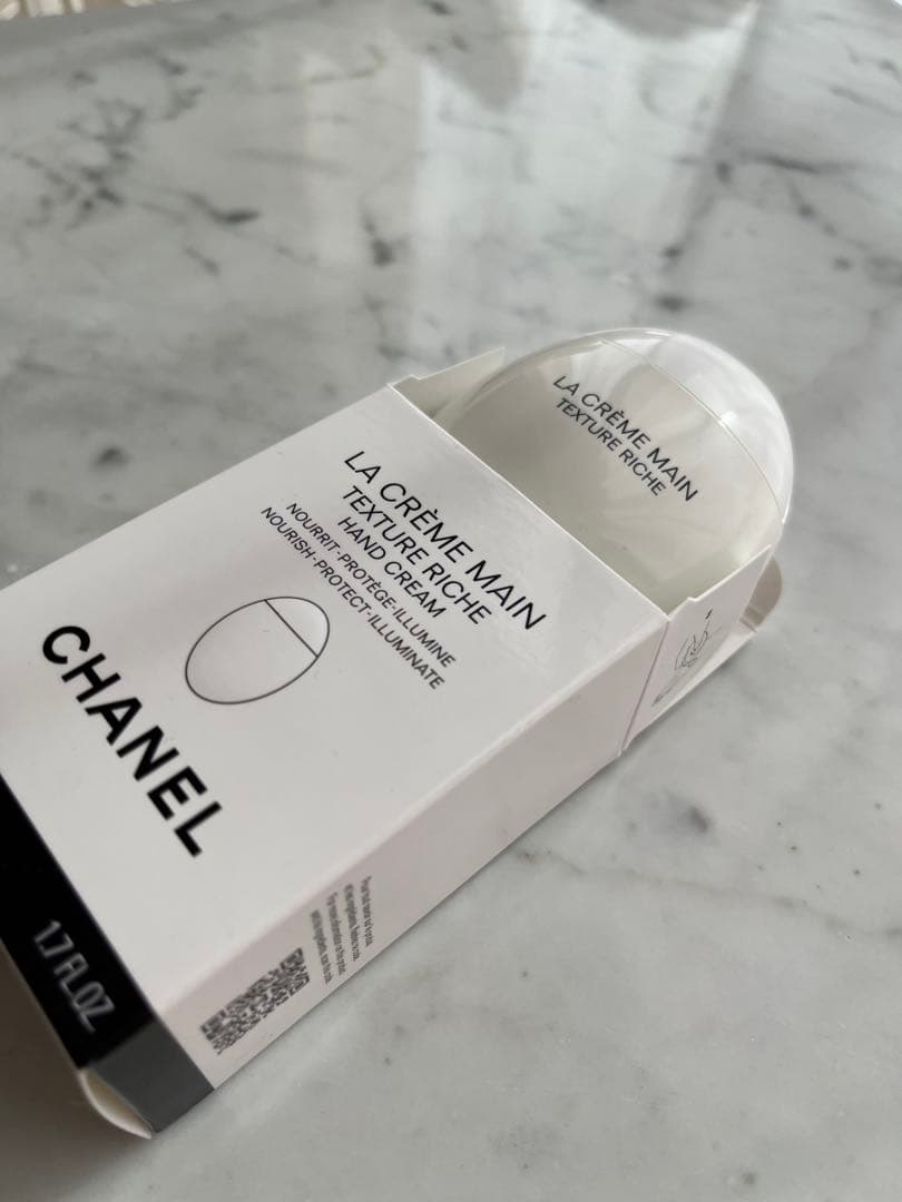 CHANEL ハンドクリーム&ネイルカラーセット