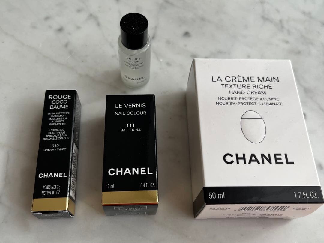 CHANEL ハンドクリーム&ネイルカラーセット