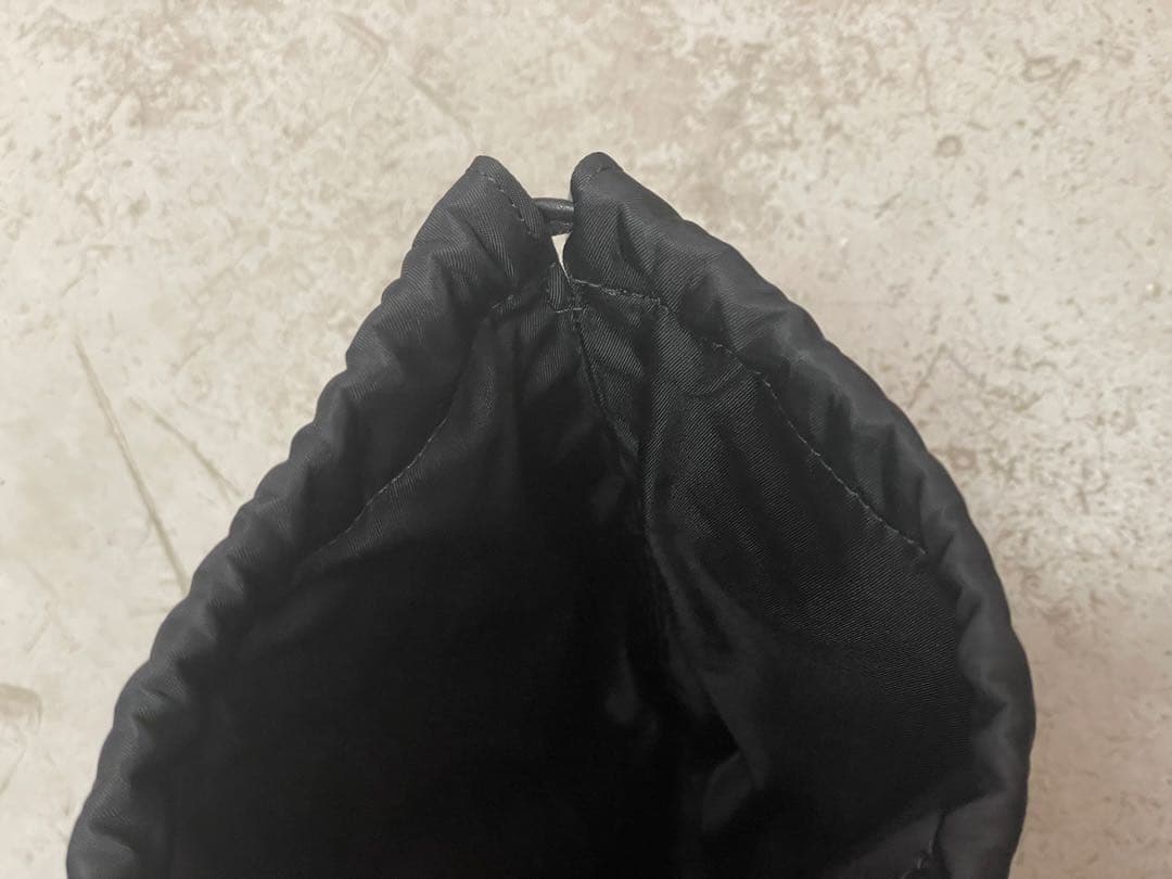 DECI 巾着　レザーリバーシブル　ovy