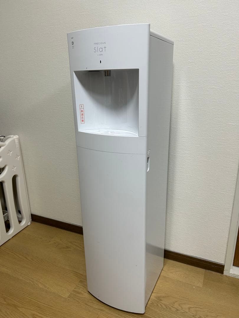 FRECIOUS Slat＋Cafe フレシャスウォーターサーバー